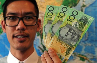 Australia 100-bank-note