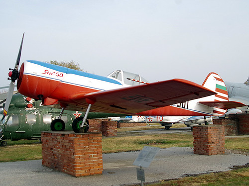 LZ-501 Yak-50 Krumovo 27-11-16