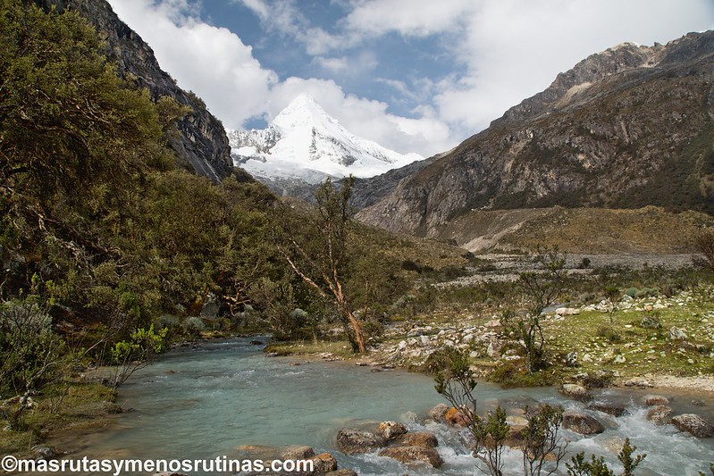 Por el norte de PERÚ. De los glaciares a la selva - Blogs de Peru - Lago Parón y Laguna Artesoncocha, misma agua, distinto color (12)