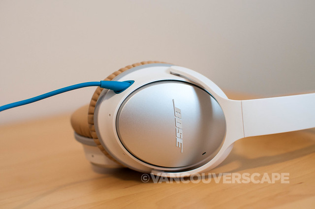 Bose QuietComfort 25 Headphones-7
