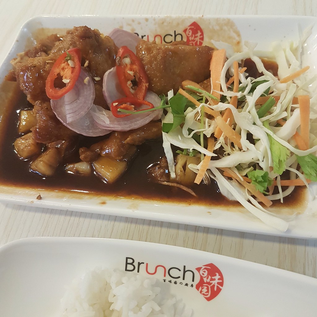菠萝猪扒饭 $10 @ Brunch Kitchen at KL Wisma Cosway