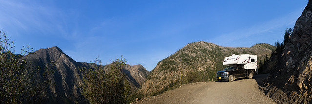 Bergab auf der Slate Peak Road