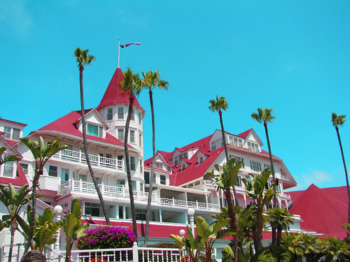One of my favorite hotels, the Hotel del Coronado. (Image by Rennett Stowe via Flickr.)