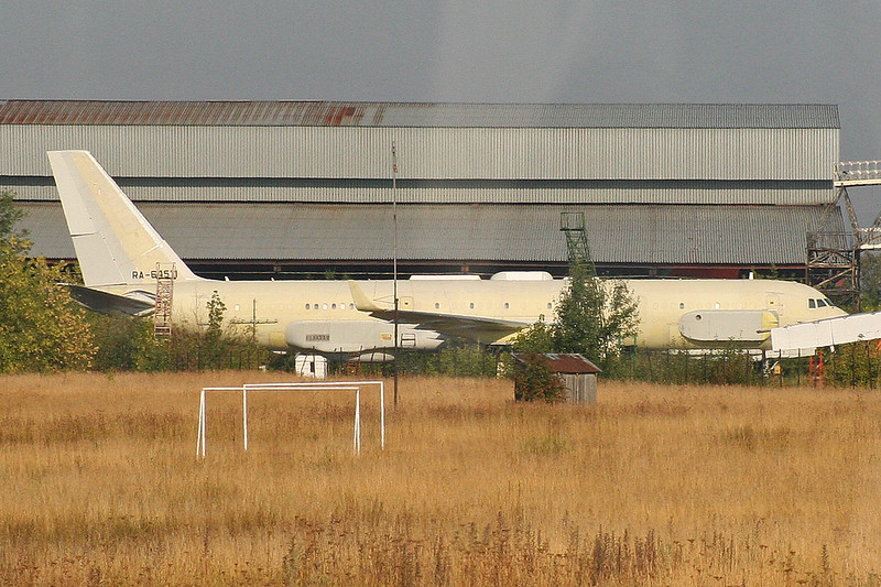 Tupolev Tu-214R 'RA-64511'