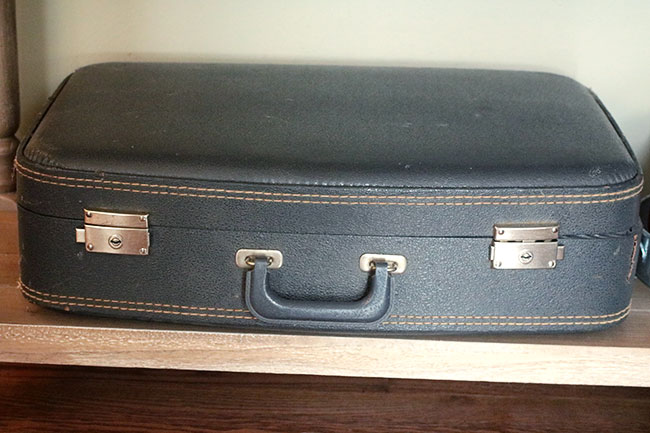 Suitcase1