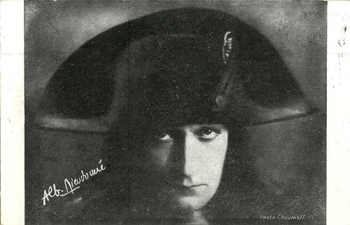 Albert Dieudonné as Napoléon