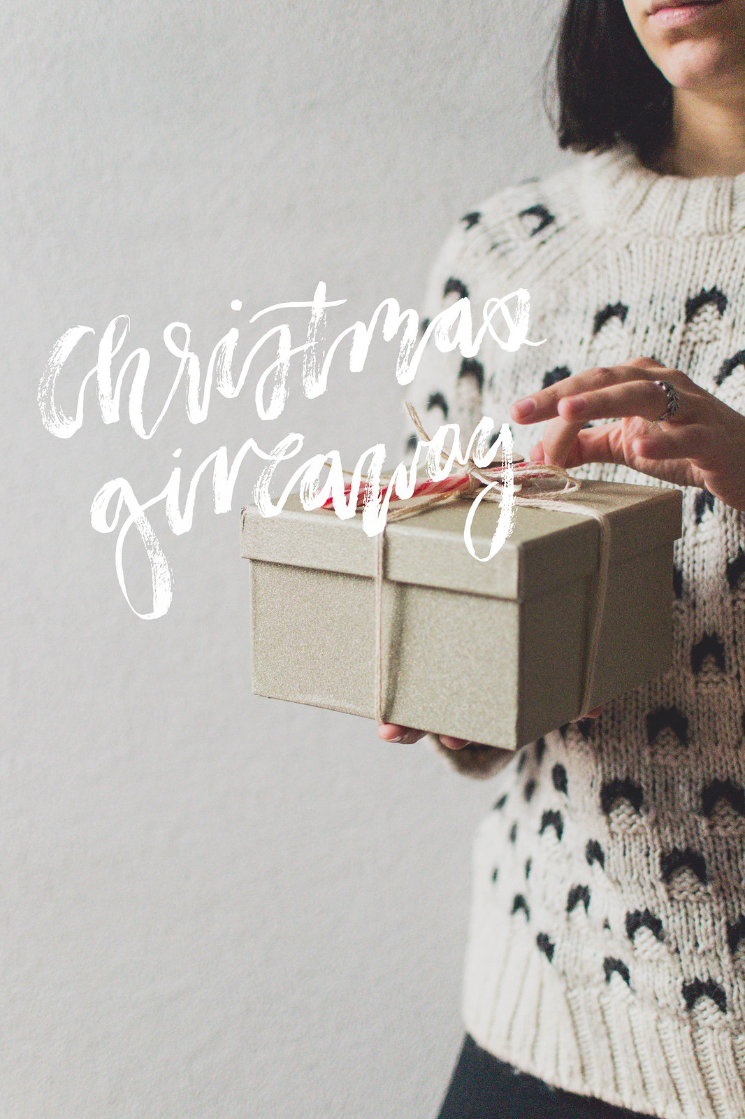 Enter my Christmas giveaway for a chance to win some Christmassy bits and bobs!