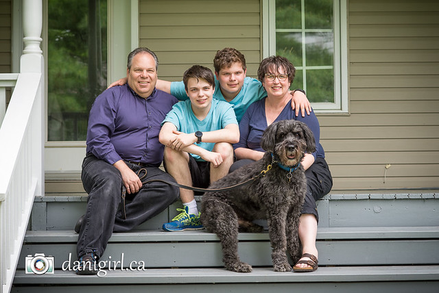 Family pictures by Ottawa family photographer Danielle Donders
