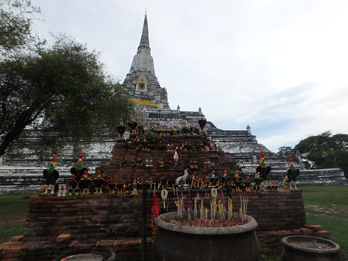 biking-stupa-2