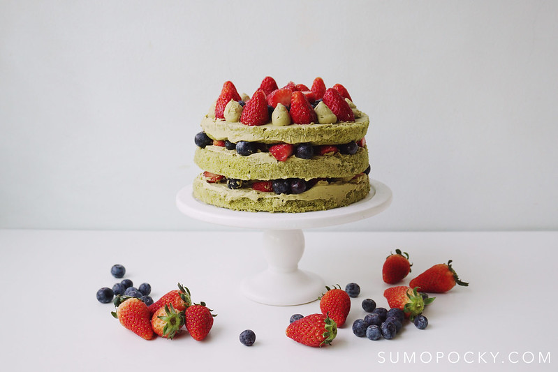 Matcha Berries Naked Cake Recipe