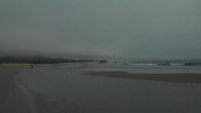 Playa de viento y olas