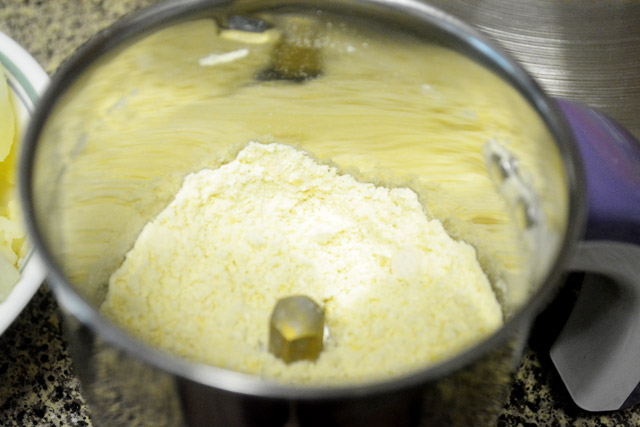 Powdered Roasted gram for potato masala