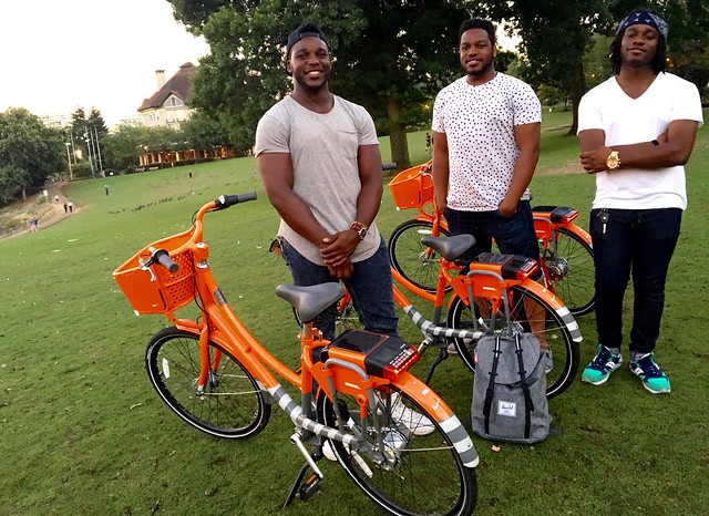 Biketowning in the park