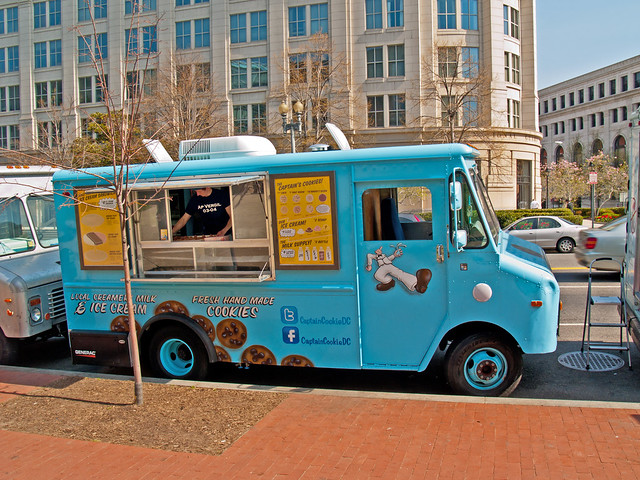Captain Cookie food truck