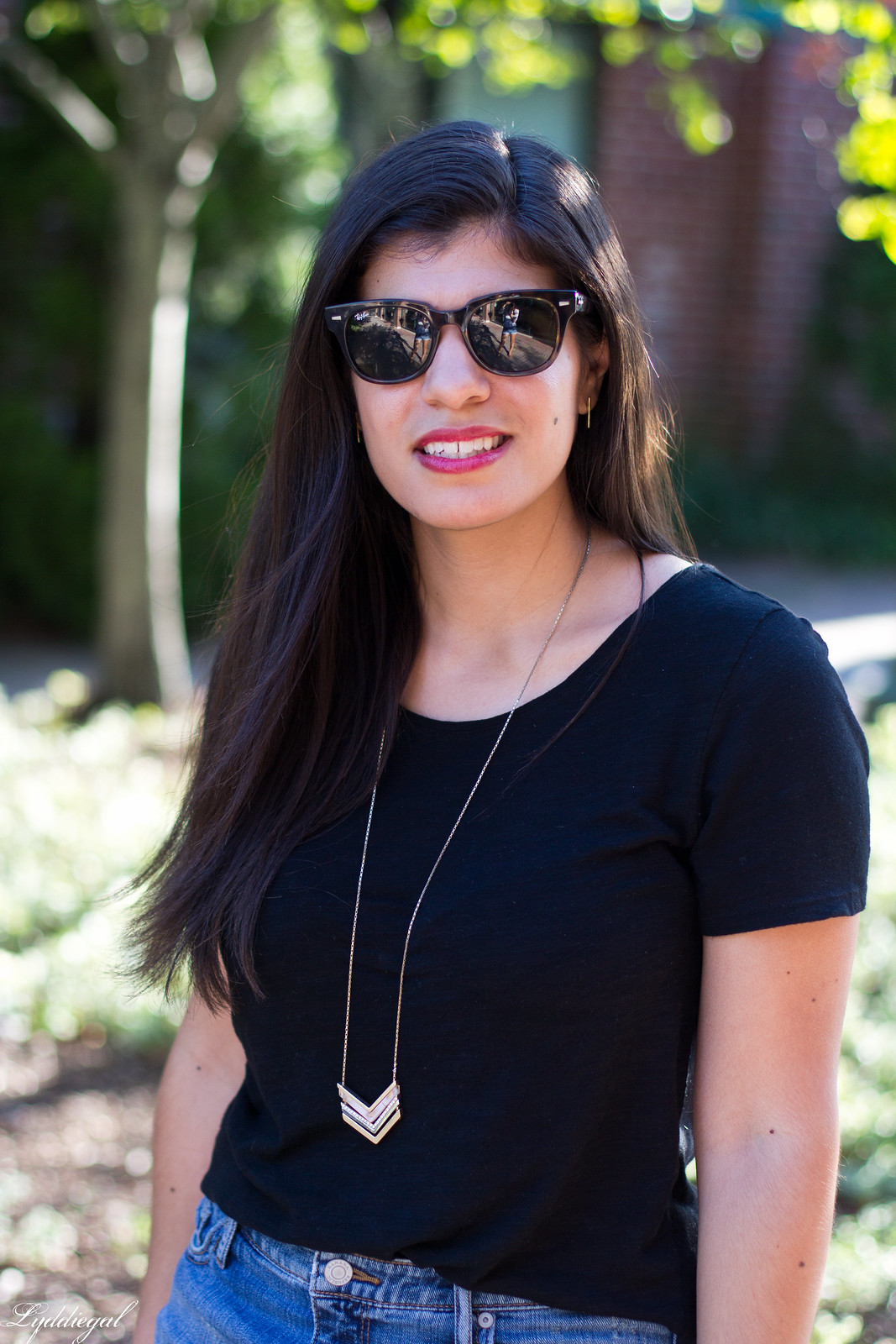 black tee, denim pencil skirt, rebecca minkoff camila sandal-6.jpg