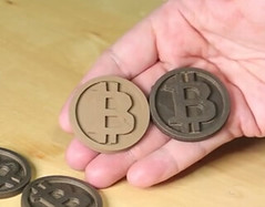 Polishing 3D printed coins comparison