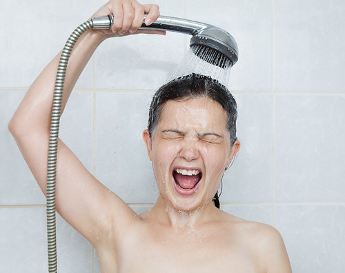 Найкраща зарядка для судин — контрастний душ
