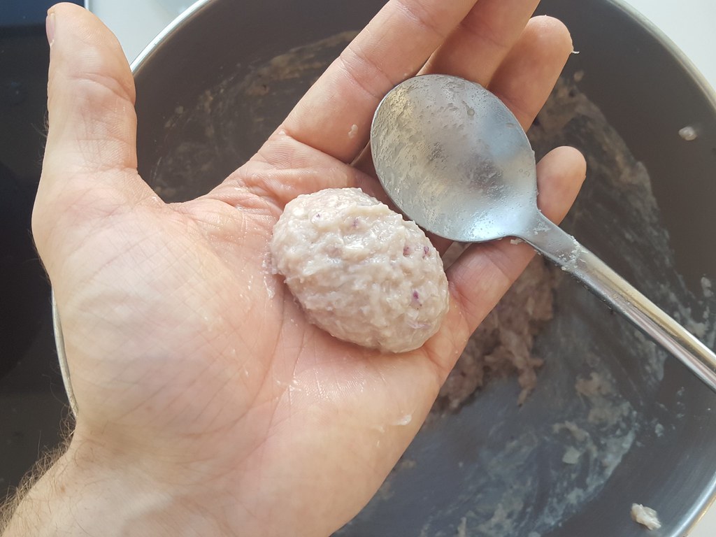  Recipe for Homemade Danish Meatballs and Curry sauce (Boller i karry)