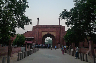 Agra - Taj Mahal entrance