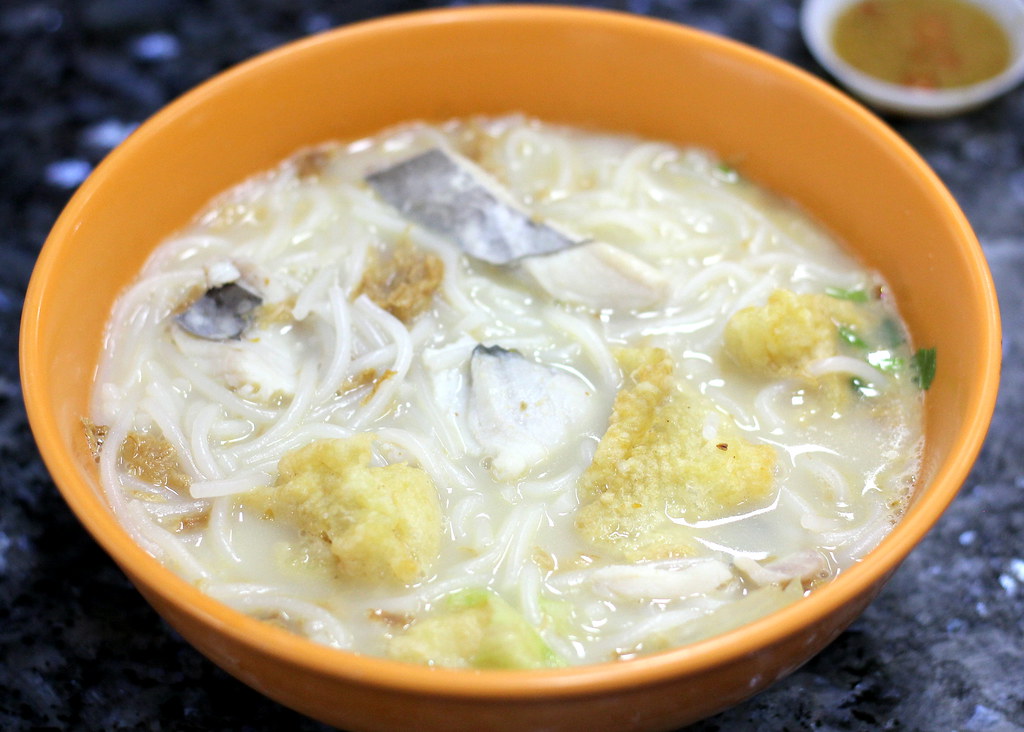 Supper Spots in the West: Teochew Fish Porridge