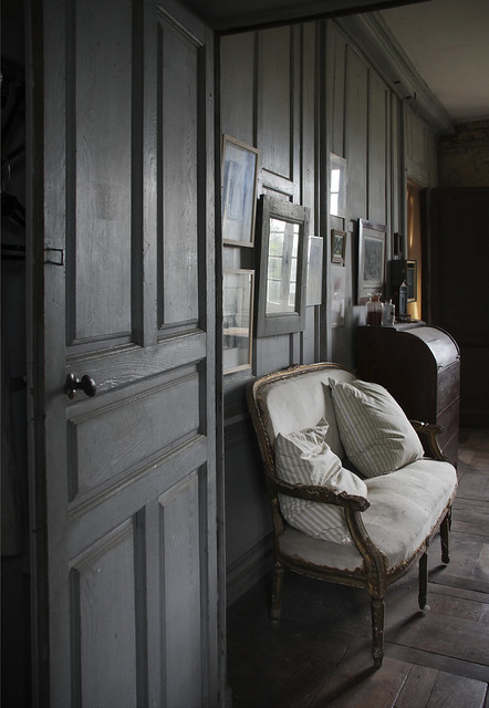 le Château, box artist Peter Gabrielse's home