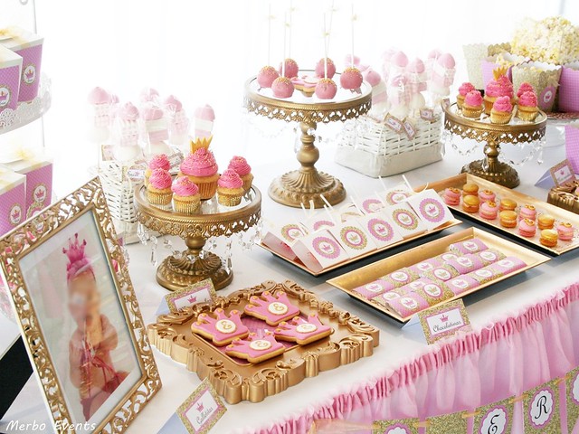 Fiesta princesas. Mesa dulce princesas. www.merboevents.com