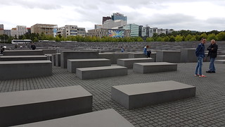 Geen Pokémon bij het Holocaust monument in Berlijn
