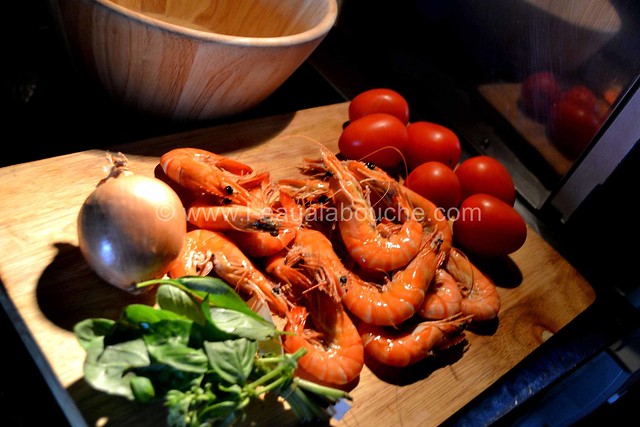 Salade de Crevettes et de Tomates au Basilic © Ana Luthi Tous droits réservés 001