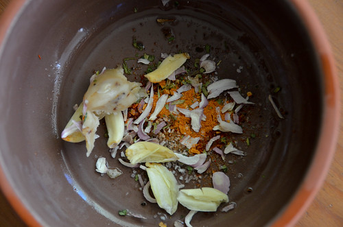 Yellow Eyed Peas - Bacon fat, taco seasoning, dried shallots, crushed garlic cloves